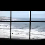 Waimea House Front The Sea Views Scarborough