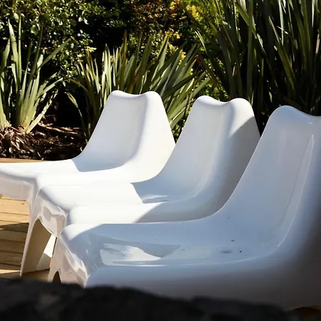 Waimea House Front The Sea Views Scarborough