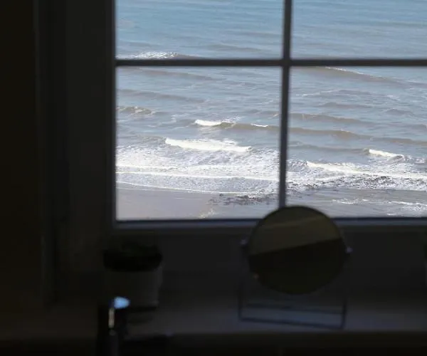 Nyaraló Waimea House Front The Sea Views Scarborough