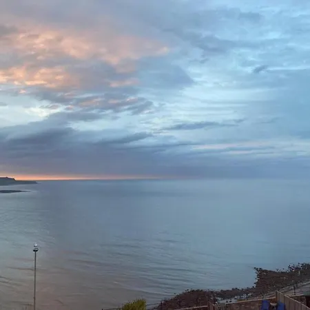 Holiday home Waimea House Front The Sea Views Scarborough