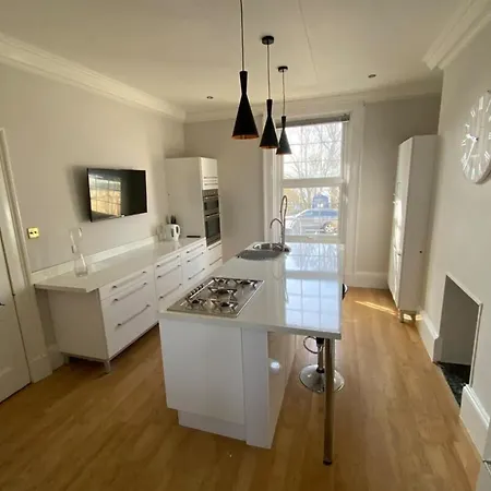 Waimea House Front The Sea Views